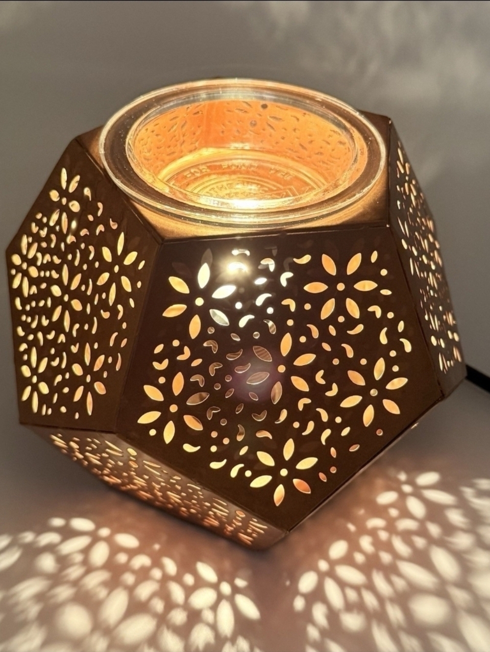 Scentsy Bronze Floral Wax Warmer *NEW*